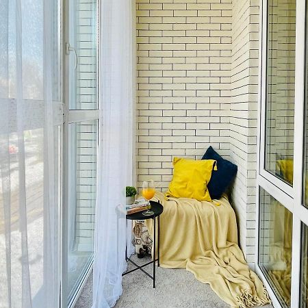 Уютная Стильная Квартира Возле Центрального Парка Горького! Apartamento Almatý Exterior foto