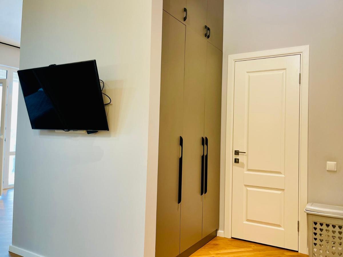 Уютная Стильная Квартира Возле Центрального Парка Горького! Apartamento Almatý Exterior foto